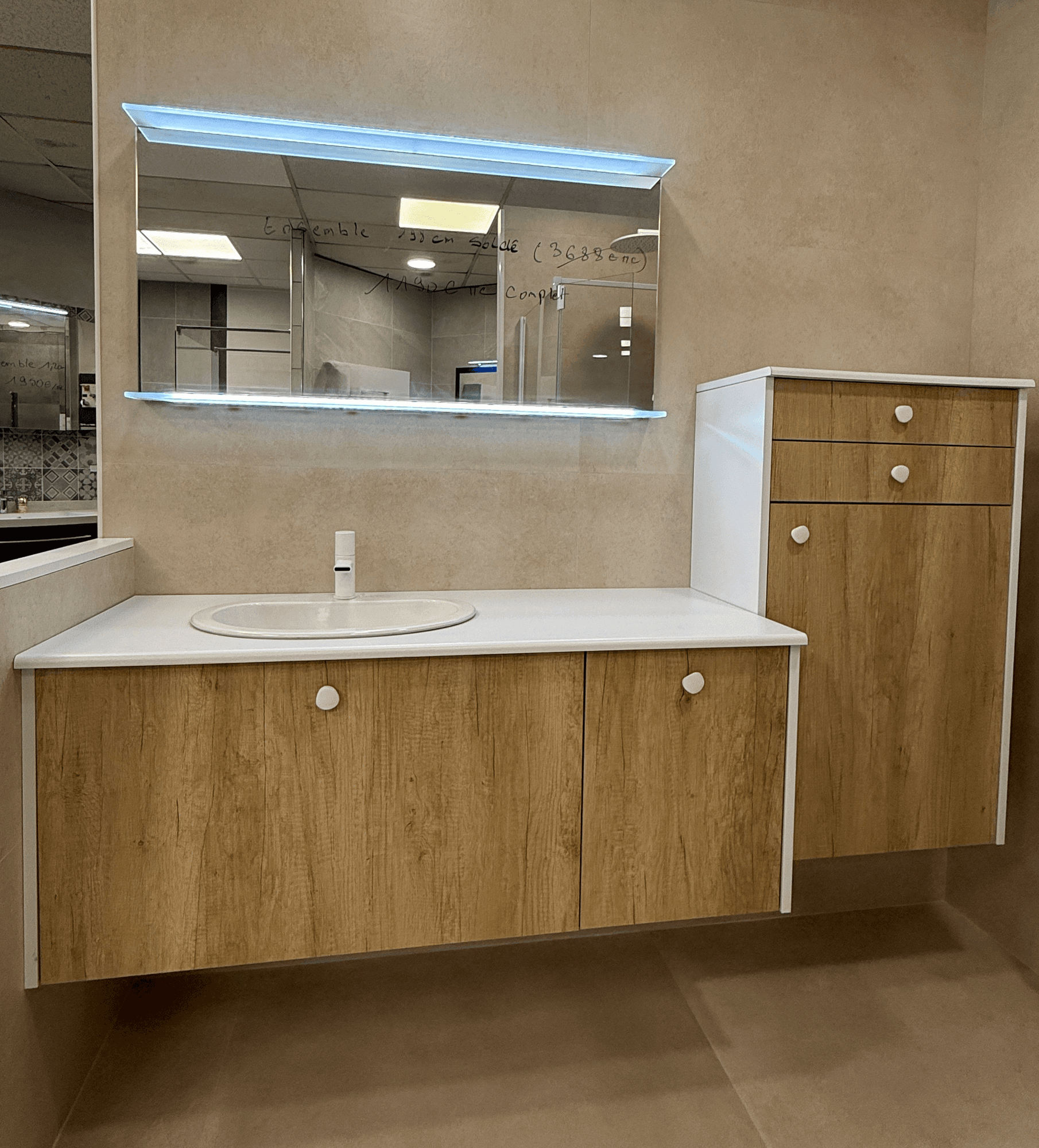 Ensemble Meuble Vasque Pyram pour Salle de Bain